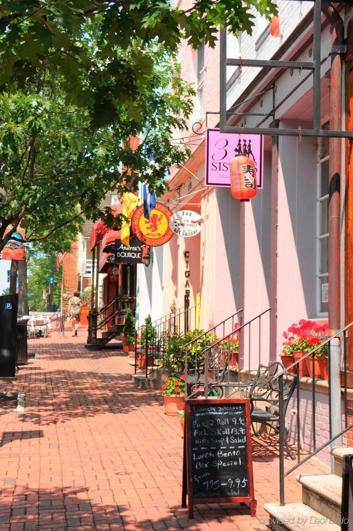 Hampton Inn Alexandria/Old Town Bagian luar foto