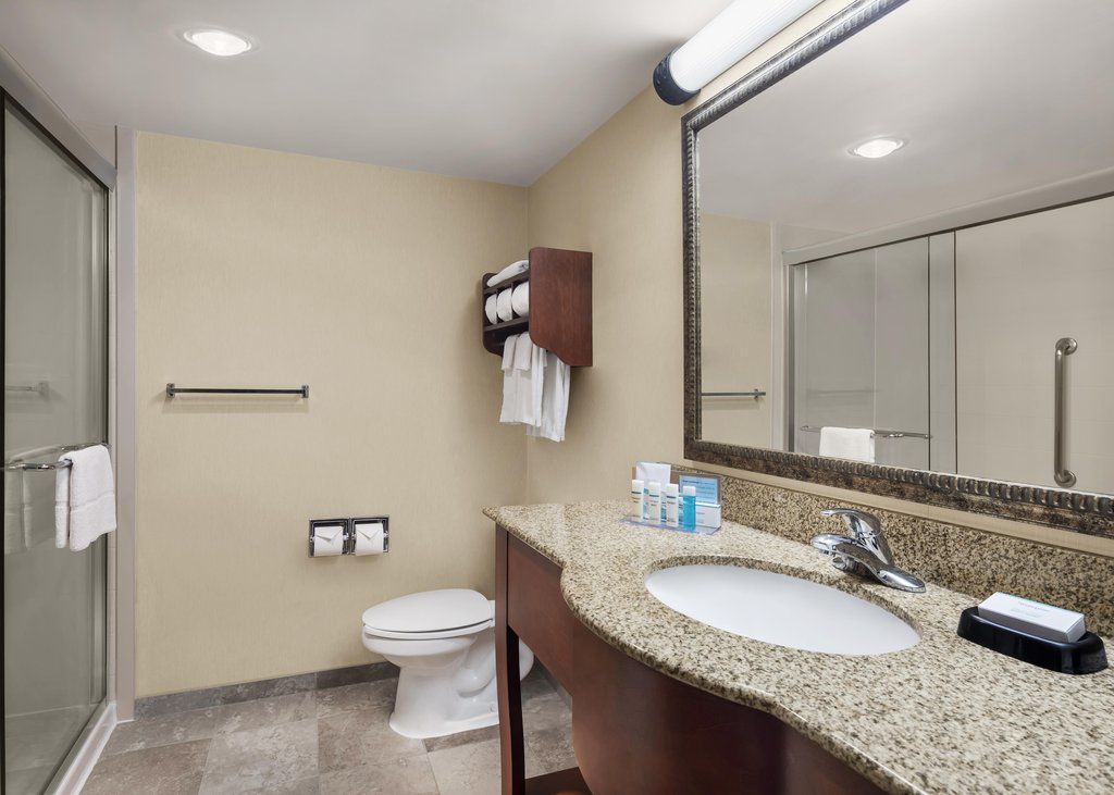 Hampton Inn Alexandria/Old Town Bagian luar foto