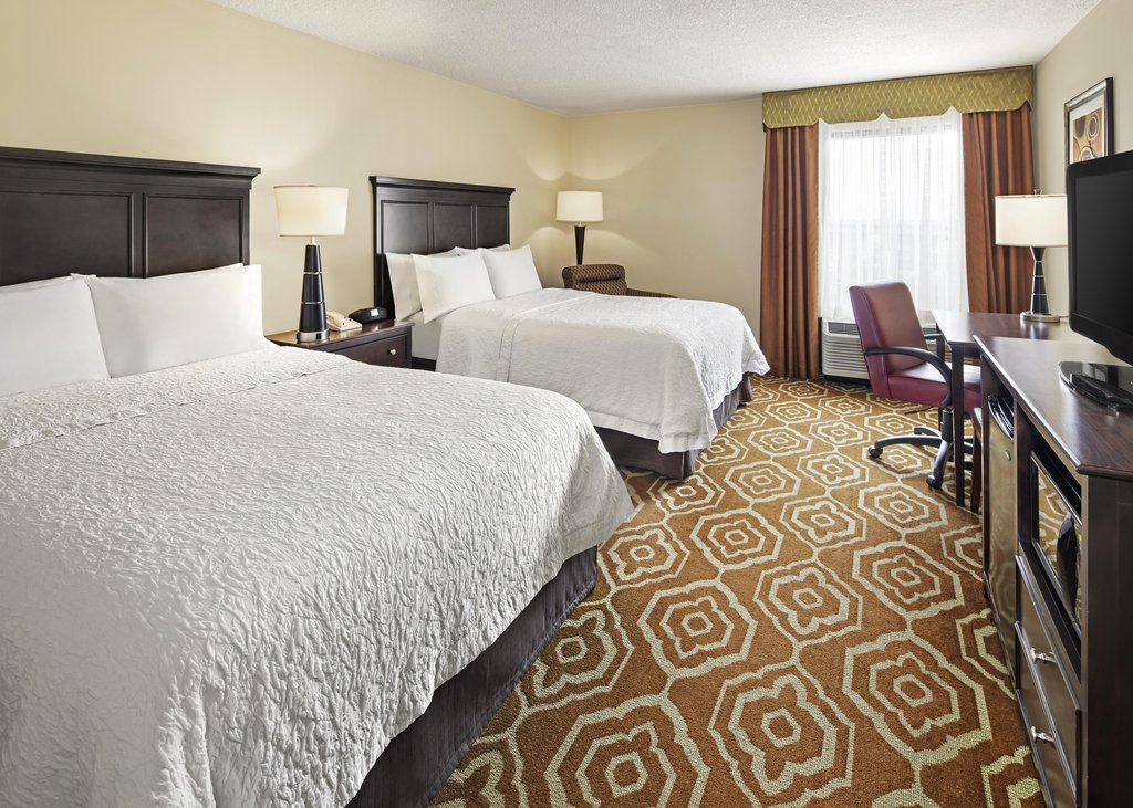 Hampton Inn Alexandria/Old Town Bagian luar foto